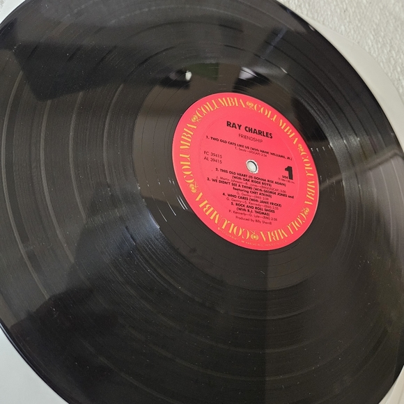 Ray Charles - “Friendships” Vinyl LP Record Featuring Special Guests 🎶 - Picture 12 of 16